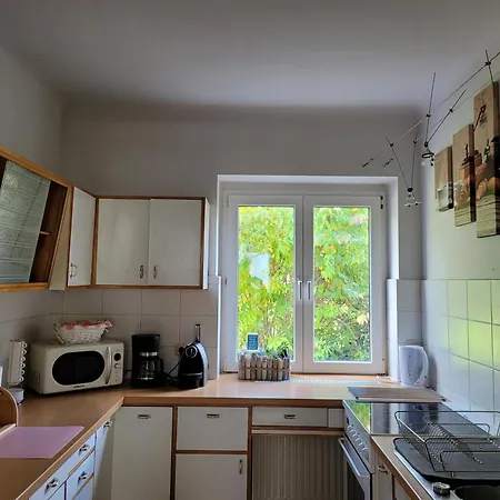 Family Wohnen Mit Garten Am Fusse Des Poestlingbergs Lage Villenviertel Appartamento Linz