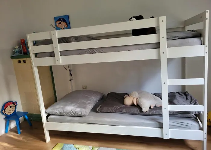 Family Wohnen Mit Garten Am Fusse Des Poestlingbergs Lage Villenviertel 公寓 林茨